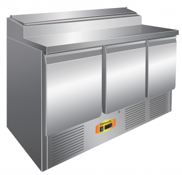 Saladette mit 3 Türen, 400Ltr., 7x1/3GN, 230V, Motor unten 1370x700x1006.5, Paketpreis